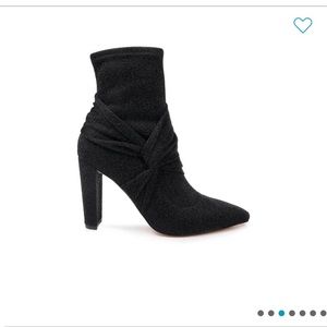 Jewel Badgley Mischka Bootie